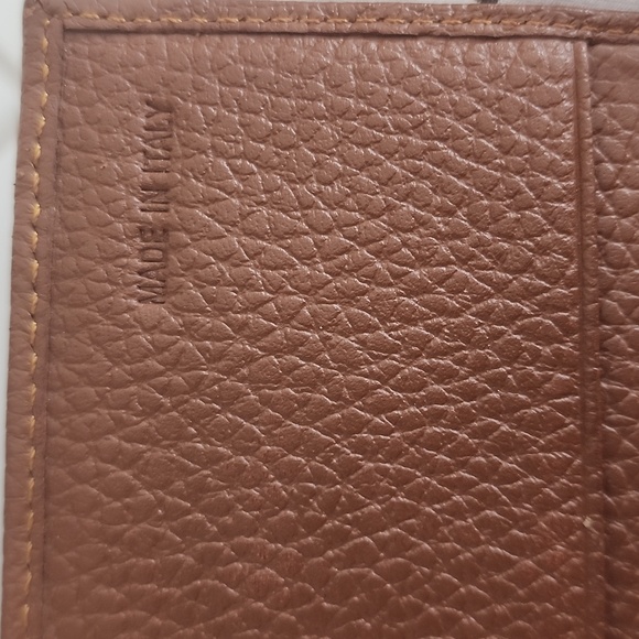 ✅️100% Authentic Fendi Wallet - Picture 4 of 8
